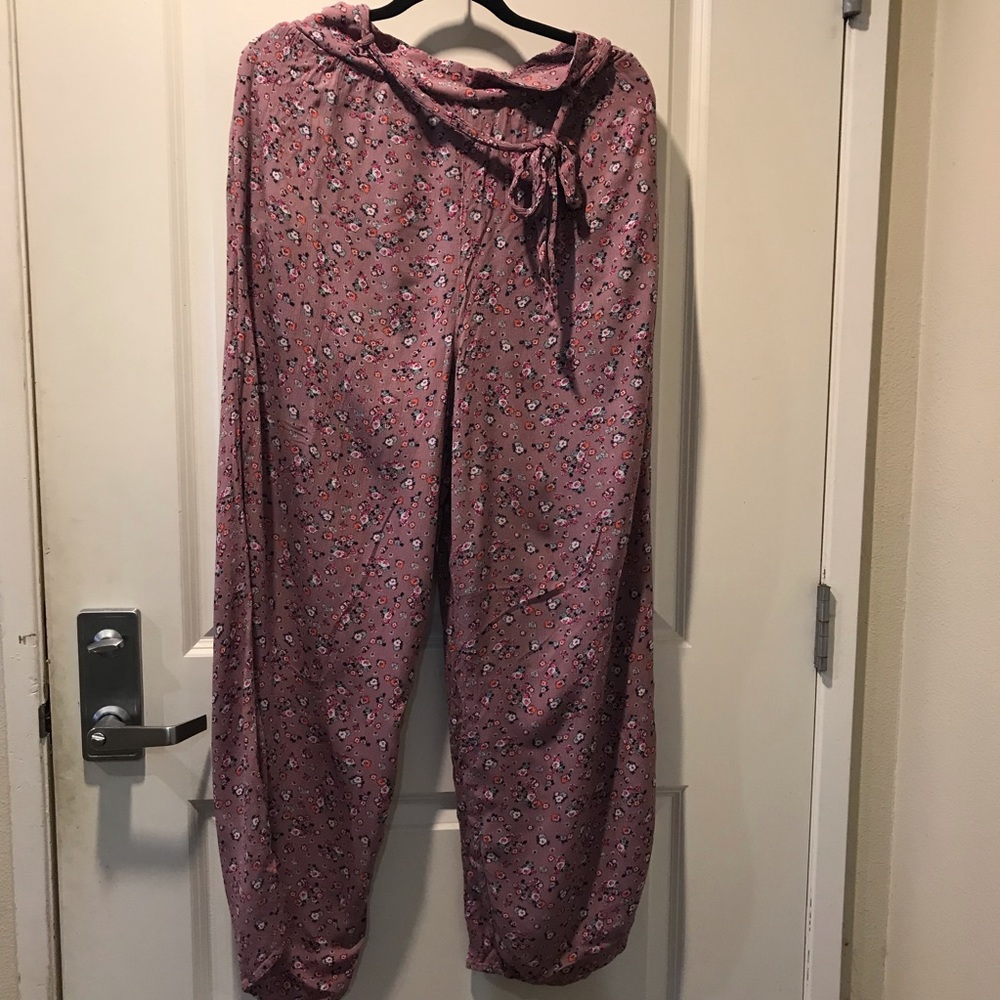 Boho Flowery Xhiliration Blush Pink Pants
